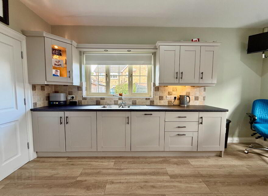94 Cavanacaw Manor, Armagh, BT60 2FJ