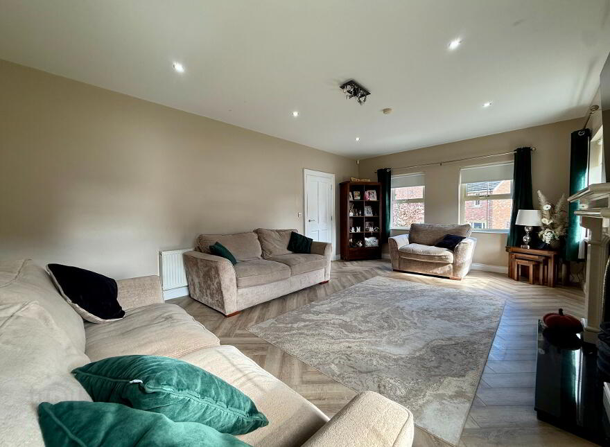 94 Cavanacaw Manor, Armagh, BT60 2FJ