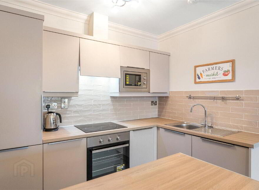 77 Saint James' Wood, 77 Saint James' Woods, South Circula...South Circular Road, D08EF99