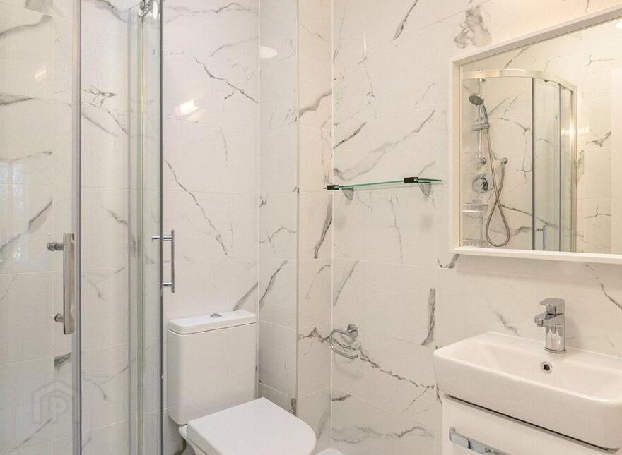 77 Saint James' Wood, 77 Saint James' Woods, South Circula...South Circular Road, D08EF99