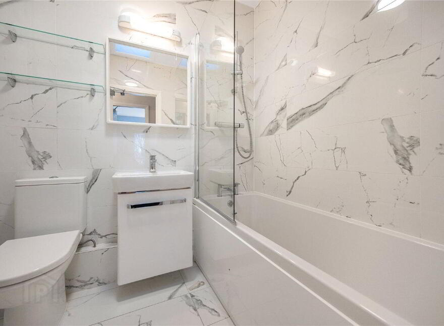 77 Saint James' Wood, 77 Saint James' Woods, South Circula...South Circular Road, D08EF99