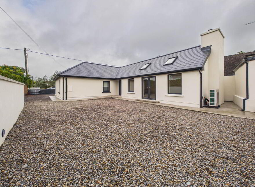 Sandymount, Sun Street, Tuam, H54V787
