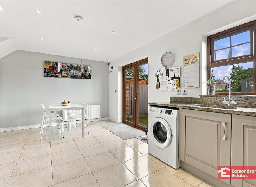 72 Carndale Meadows, Ballymena, BT43 5NX