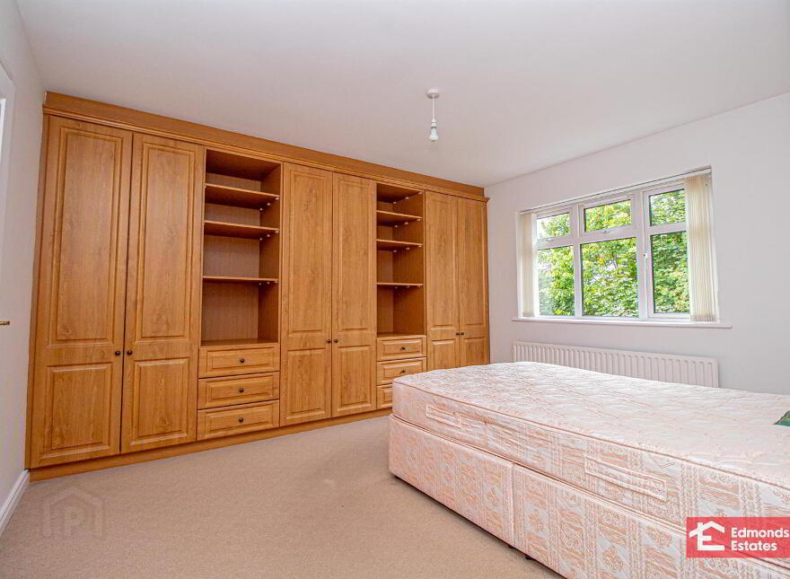 11 Rectory Gardens, Broughshane, Ballymena, BT42 4LF