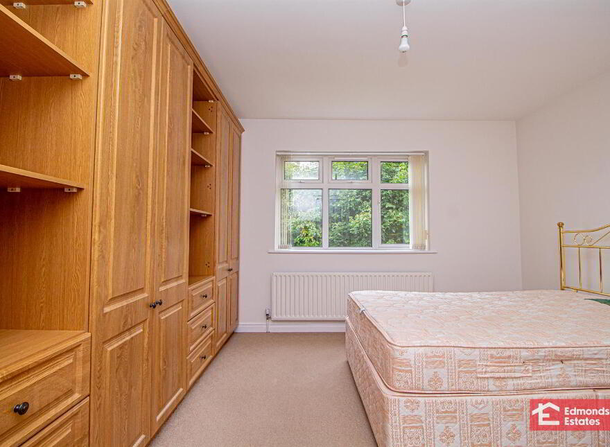 11 Rectory Gardens, Broughshane, Ballymena, BT42 4LF