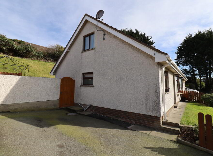 9 Cedar Heights, Mountain Road, Kilkeel, BT34 4BA