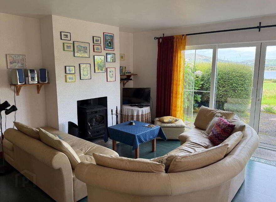 Burnham, Dingle, V92T3P1