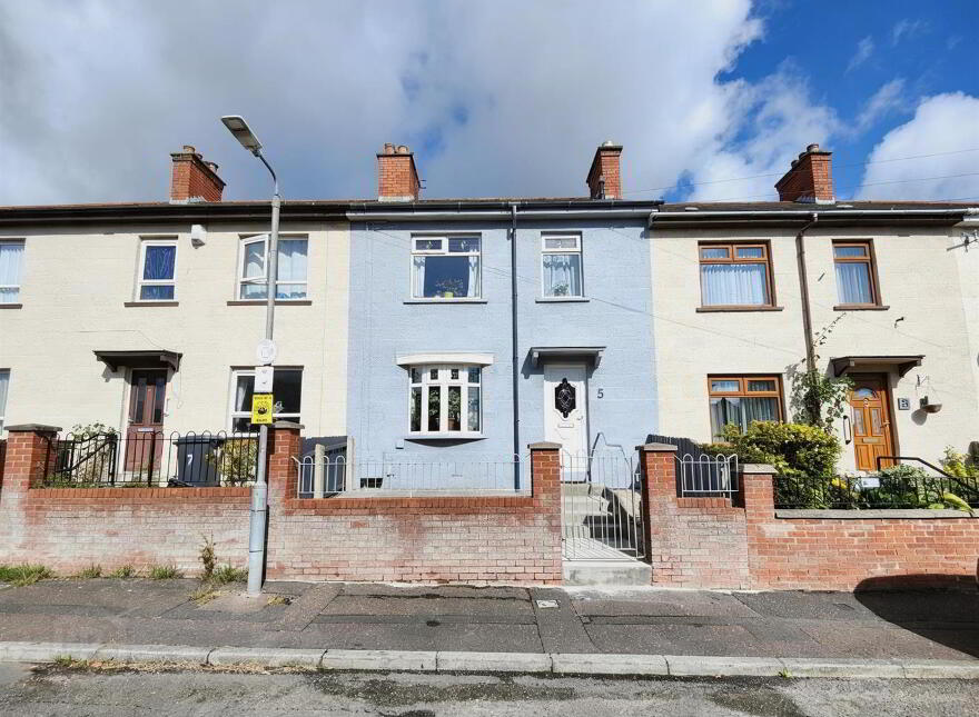 5 Glandore Parade, Belfast, BT15 3FX