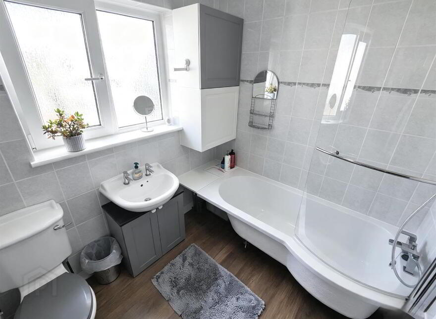 5 Glandore Parade, Belfast, BT15 3FX