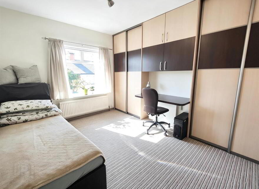 5 Glandore Parade, Belfast, BT15 3FX