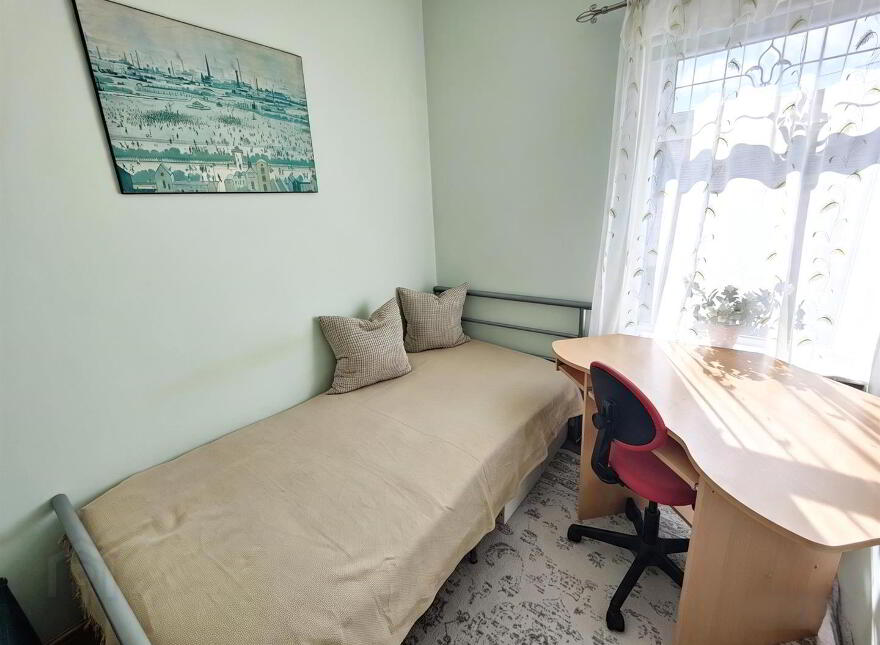 5 Glandore Parade, Belfast, BT15 3FX