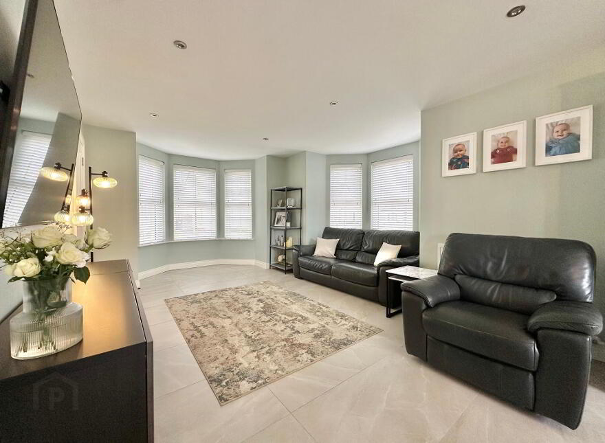54 Foxfield Park, Magherafelt, BT45 5FR
