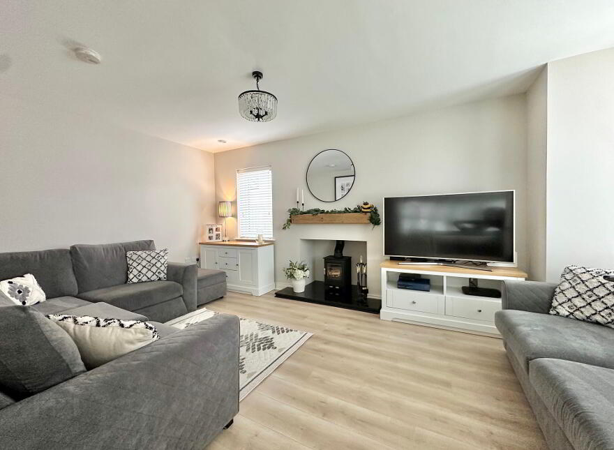 54 Foxfield Park, Magherafelt, BT45 5FR