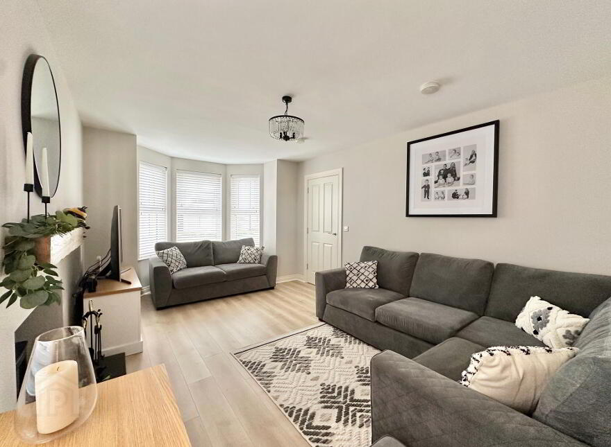 54 Foxfield Park, Magherafelt, BT45 5FR