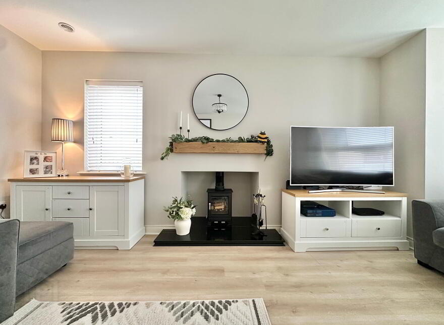54 Foxfield Park, Magherafelt, BT45 5FR