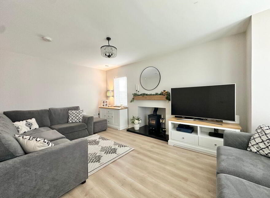 54 Foxfield Park, Magherafelt, BT45 5FR
