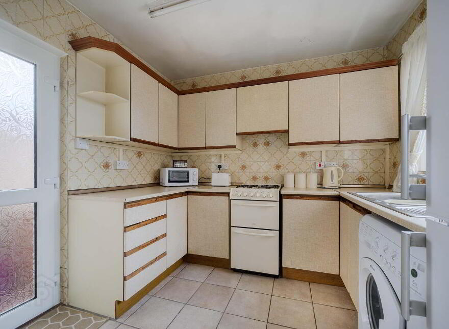 41 Dunraven Parade, Belfast, BT5 6BT
