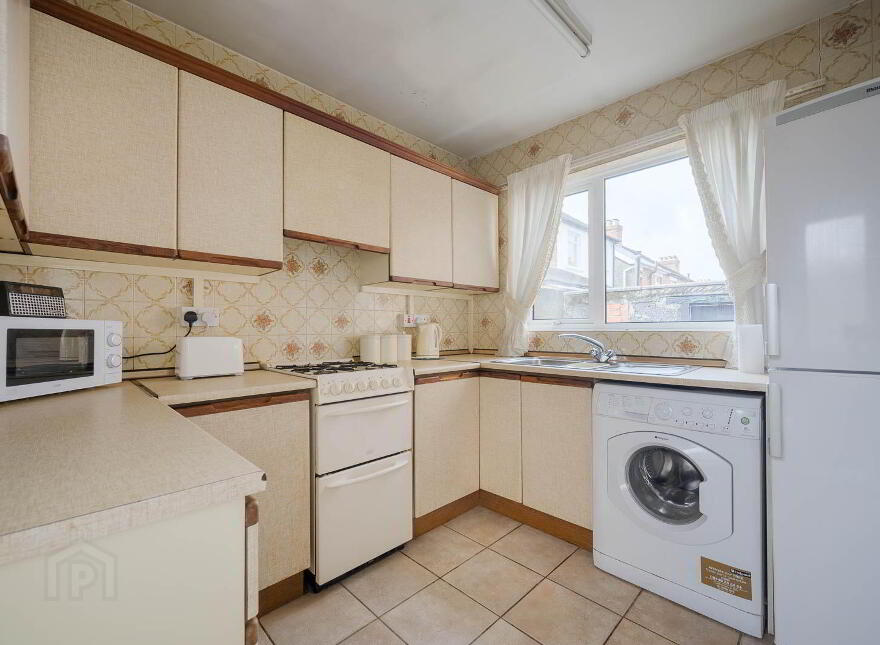 41 Dunraven Parade, Belfast, BT5 6BT