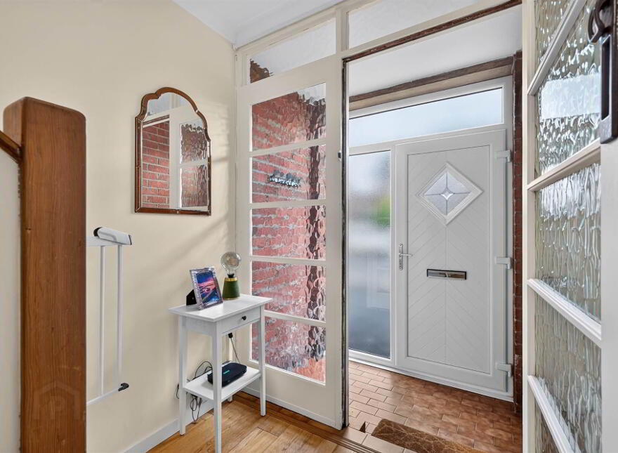 9 Cricklewood Crescent, Stranmillis, Belfast, BT9 5HD