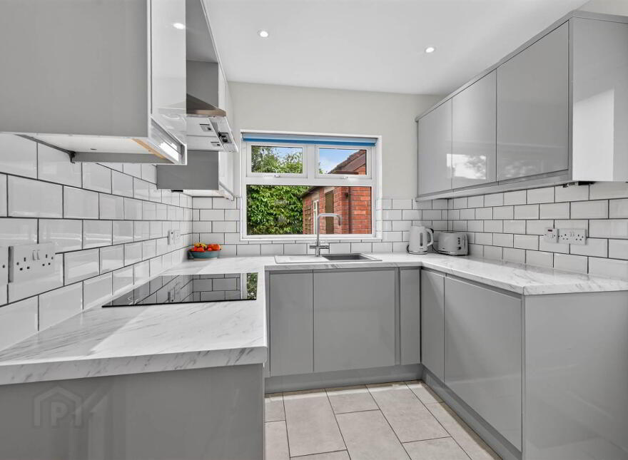 9 Cricklewood Crescent, Stranmillis, Belfast, BT9 5HD