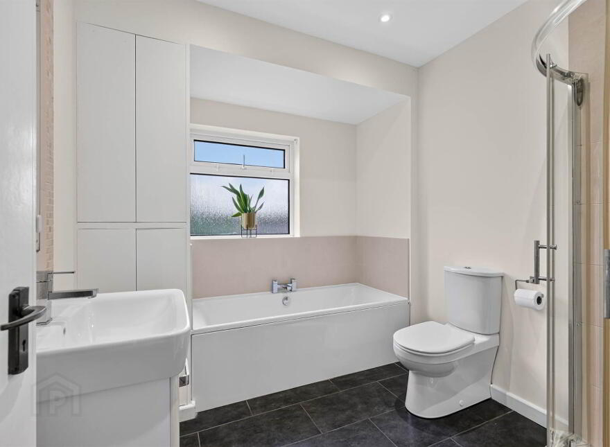 9 Cricklewood Crescent, Stranmillis, Belfast, BT9 5HD