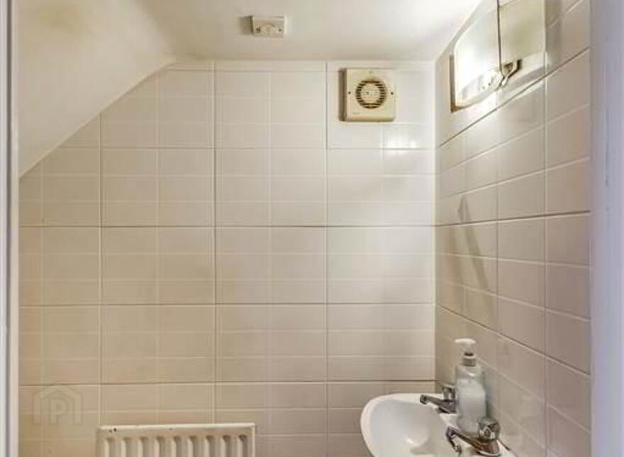 16 Mount Eagles Square, Dunmurry, Belfast, BT17 0GZ