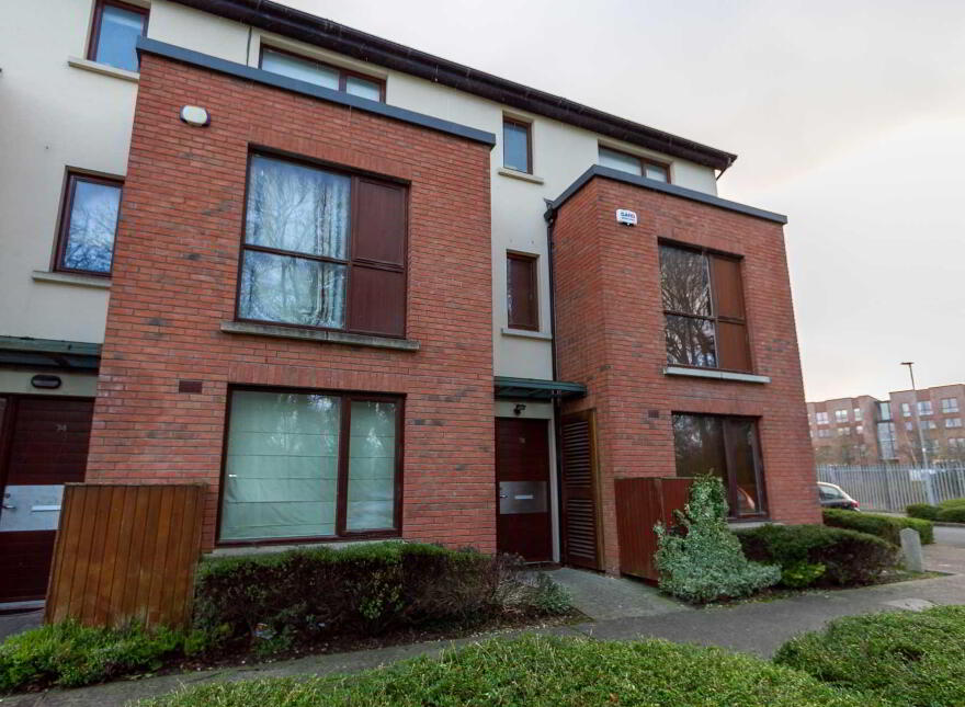 76 Castlegate Grove, Lucan, K78XW67