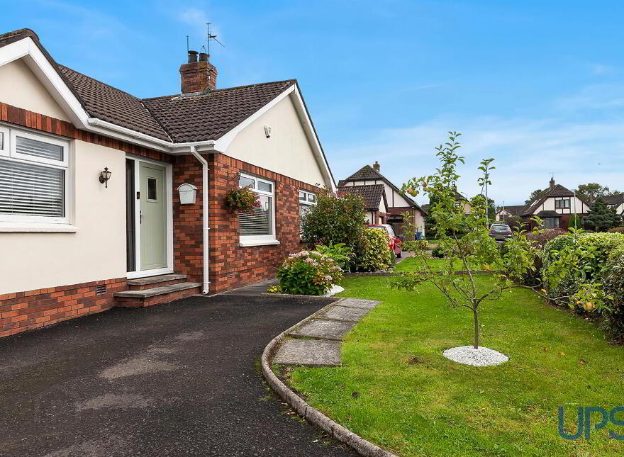 10 Weavers Meadow, Crumlin, BT29 4YH