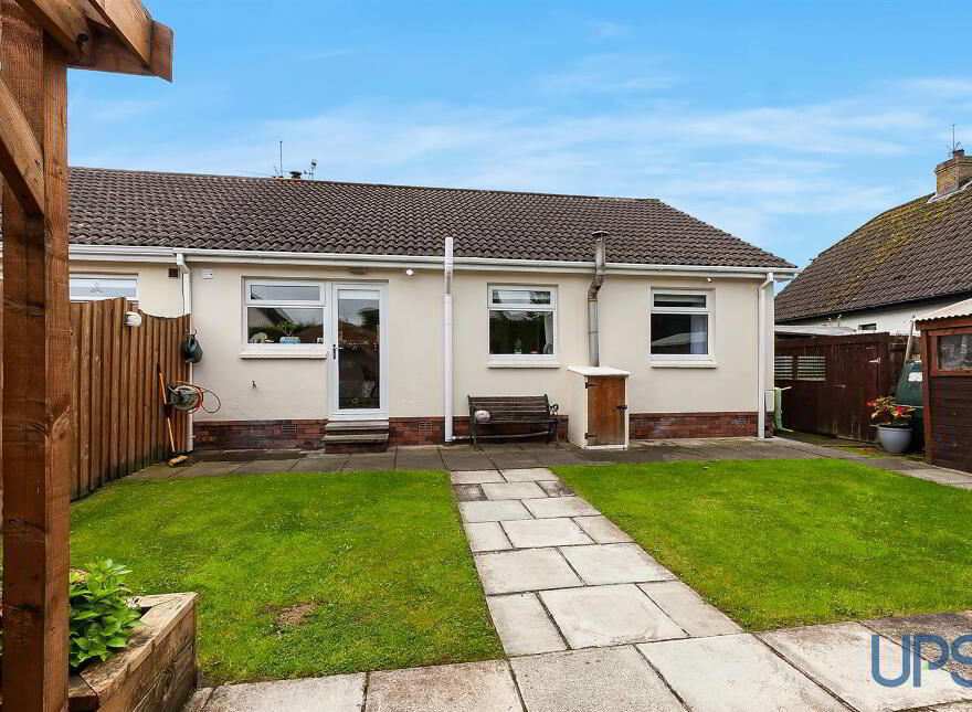 10 Weavers Meadow, Crumlin, BT29 4YH