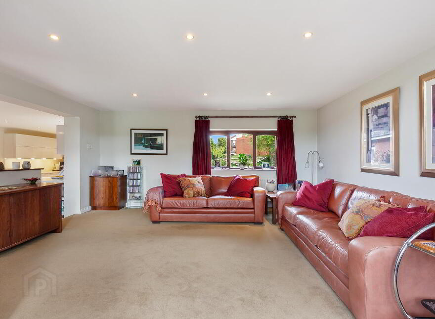 14 Norton Drive, Belfast, BT9 6ST
