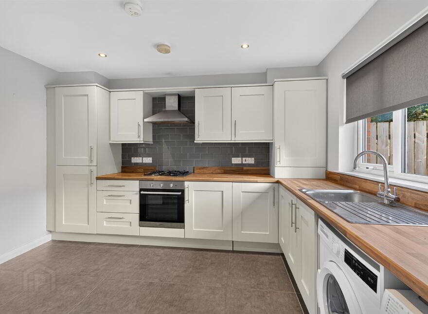 16 Park Avenue Heights, Belfast, BT4 1SH