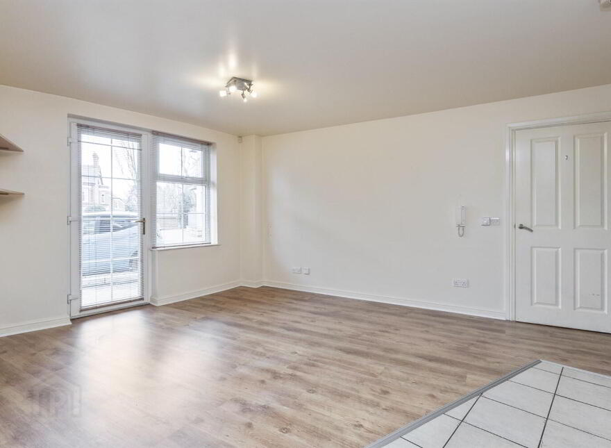 Apartment 35 5 Bell Towers South, Belfast, BT6 0GR