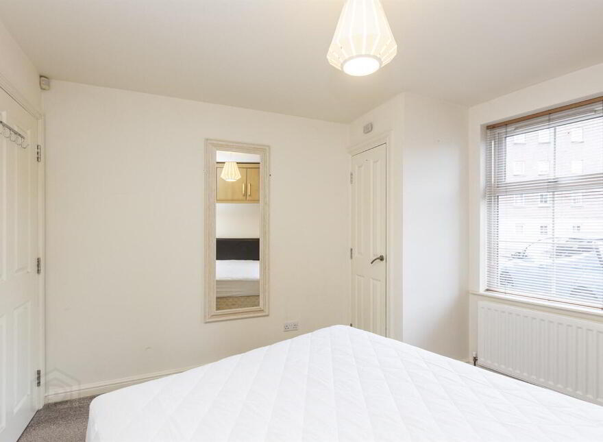 Apartment 35 5 Bell Towers South, Belfast, BT6 0GR