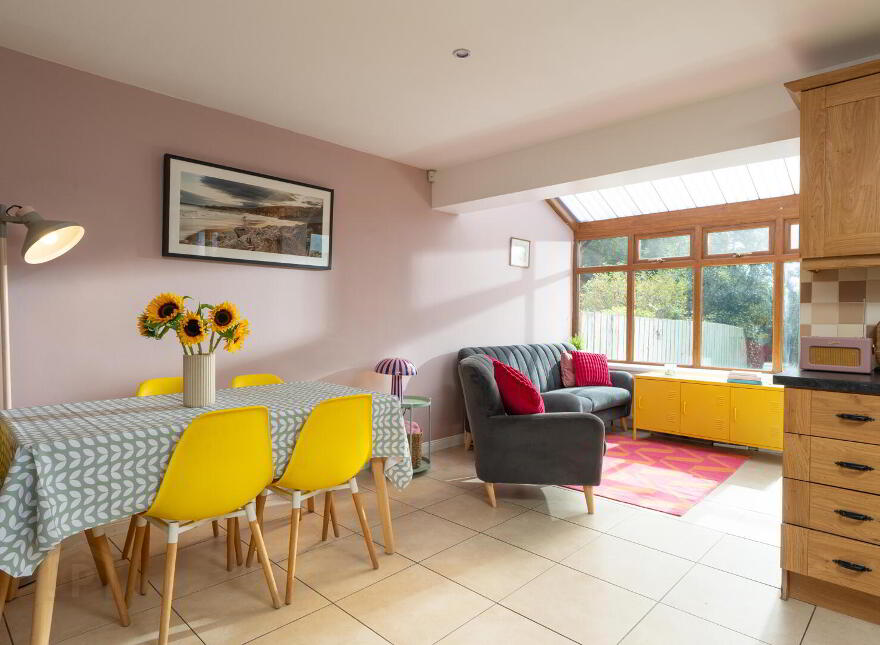 28 Stonebridge Square, Conlig, Newtownards, BT23 7QU