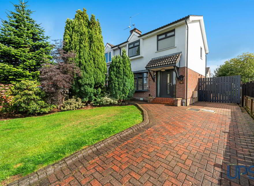 51 Lagmore Grove, Stewartstown Road, Belfast, BT17 0TD