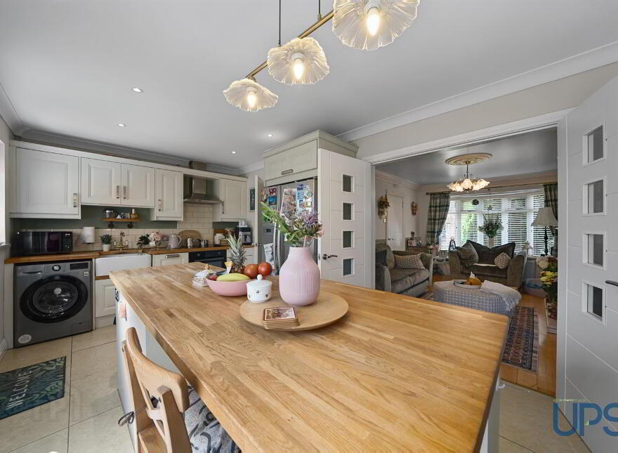 51 Lagmore Grove, Stewartstown Road, Belfast, BT17 0TD