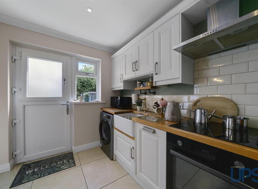 51 Lagmore Grove, Stewartstown Road, Belfast, BT17 0TD