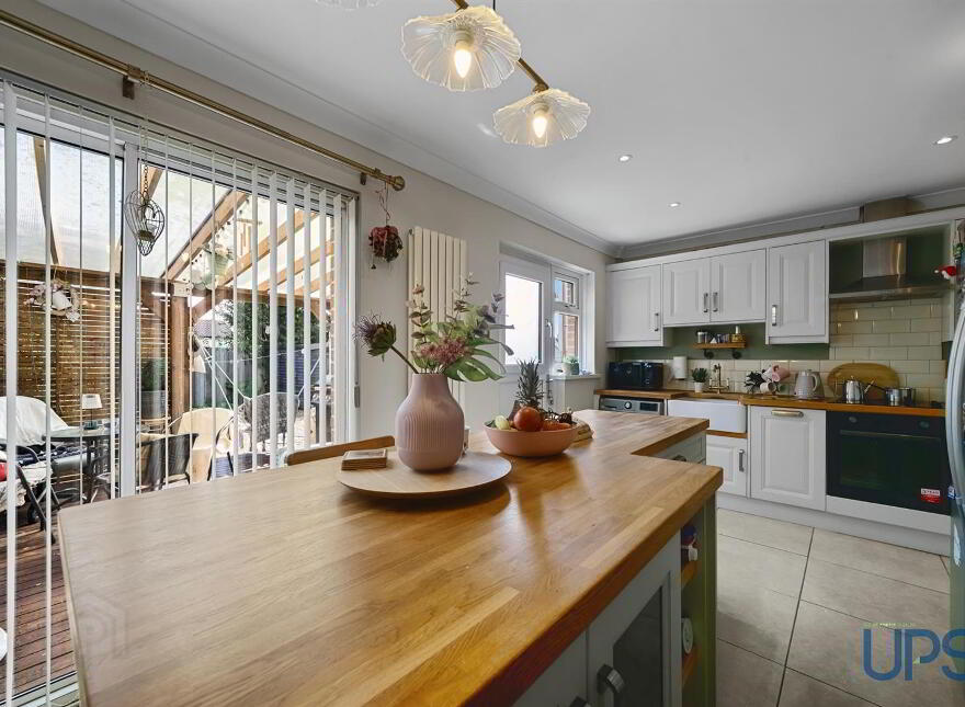 51 Lagmore Grove, Stewartstown Road, Belfast, BT17 0TD