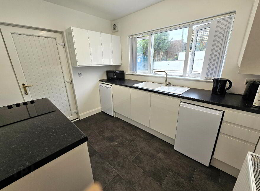 44 Old Rossorry Road, Enniskillen, BT74 7LF