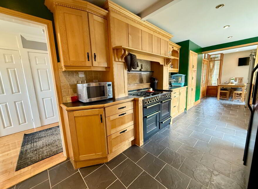 5 Ashley Heights, Armagh, BT60 1HG