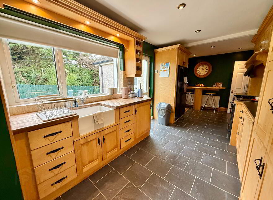5 Ashley Heights, Armagh, BT60 1HG