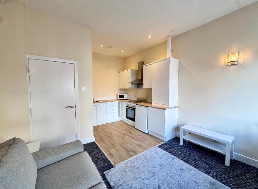 Apt 1, 8 Willowbank Gardens, Belfast, BT15 5AH