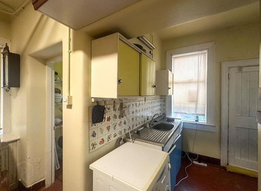 Rockville, 94 Salthill Road Lower, Salthill, Salthill, H91NYF9