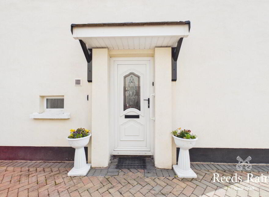 26 Downshire Park North, Belfast, BT6 9JS