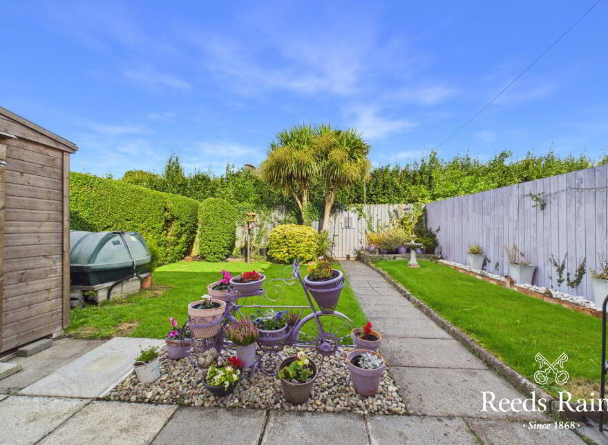 26 Downshire Park North, Belfast, BT6 9JS