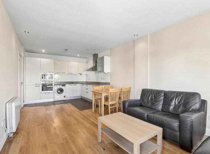 Apartment 4 Saint Catherine's Court, Dublin 8, D08P291
