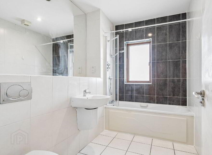 Apartment 4 Saint Catherine's Court, Dublin 8, D08P291
