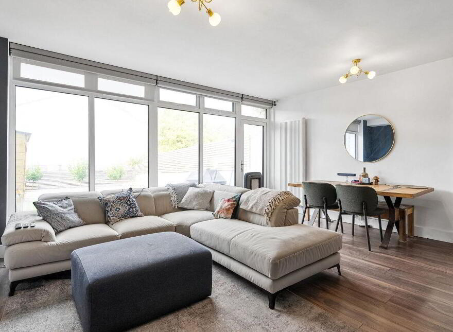 29 The Laurels, Terenure Road West, Terenure, 6w, D6wd975, Terenure, D6WD975