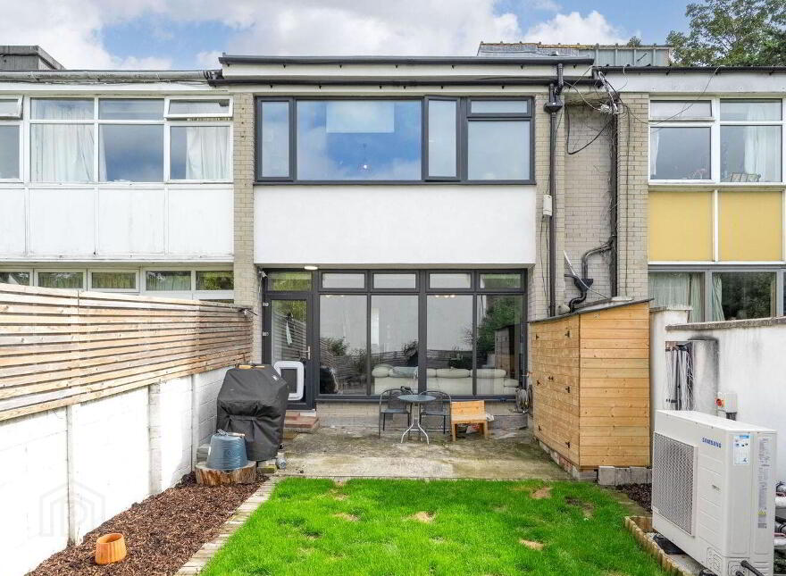 29 The Laurels, Terenure Road West, Terenure, 6w, D6wd975, Terenure, D6WD975