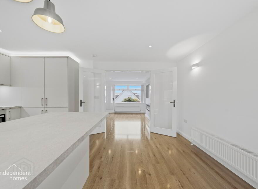 25 Argyll View, Larne, BT40 2JR